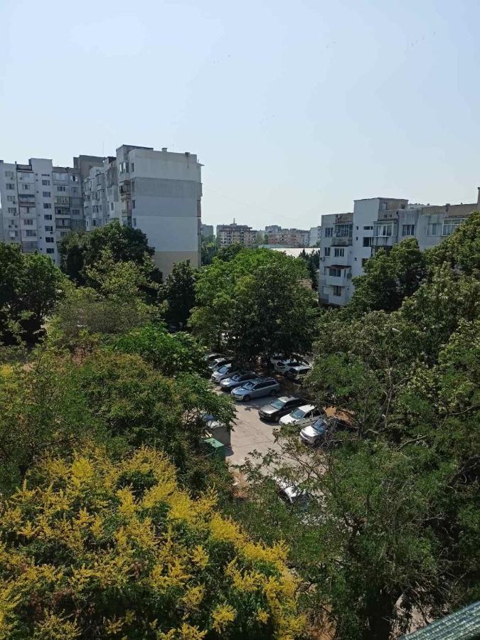 Welcome To Daisy Sunny Place! Apartment Varna Exterior photo